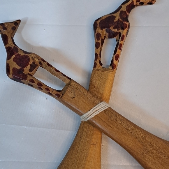 Vintage 1970's Hand Carved Wooden African Serving Utensils Giraffe Handles - Picture 7 of 12